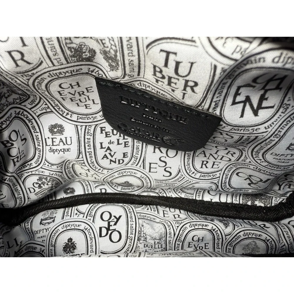Diptyque Bag Qatar Airways Makeup Toiletry Amenities Cosmetic Black Pouch